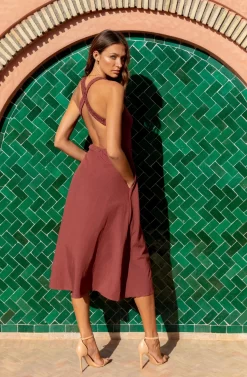 Valenz Square Neck Open Back Midi Dress 16 Valenz Square Neck Open Back Midi Dress -ASTR the Label Store A58A8764 scaled