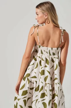 Marlene Square Neck Smocked Midi Dress -ASTR the Label Store ACDR101104 GREENABSTRACT 6 scaled