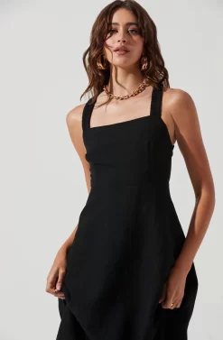 Valenz Square Neck Open Back Midi Dress 20 Valenz Square Neck Open Back Midi Dress -ASTR the Label Store ACDR101207 BLACK 0611 scaled