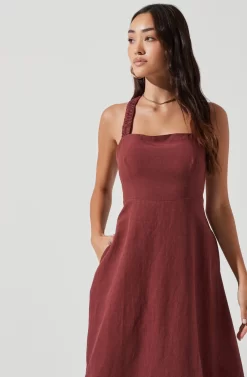 Valenz Square Neck Open Back Midi Dress 13 Valenz Square Neck Open Back Midi Dress -ASTR the Label Store ACDR101207 MARSALA 0655 scaled