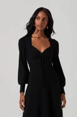 Genevieve Knit Sweetheart Long Sleeve Midi Dress -ASTR the Label Store ACDR101450 BLACK 3 scaled