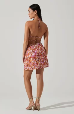 Laylin Floral Halter Cutout Mini Dress -ASTR the Label Store ACDR101590 RUSTMAGENTAFLORAL 5 scaled