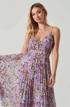 Loralee Pleated Floral Maxi Dress 15 Loralee Pleated Floral Maxi Dress -ASTR the Label Store ACDR101790 PURPLEFLORAL 3 scaled