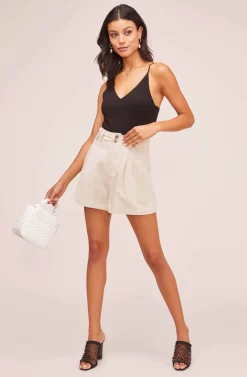 Sophia Shorts -ASTR the Label Store ACP7050 NATURAL 1B scaled