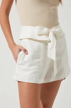 Kenia Tie Waist Shorts 15 Kenia Tie Waist Shorts -ASTR the Label Store ACP7220 WHITE 2 scaled