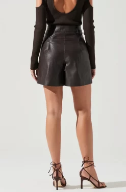 Wilma Faux Leather Shorts -ASTR the Label Store ACP7242 DARKBROWN 1904 scaled