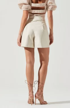 Wilma Faux Leather Shorts -ASTR the Label Store ACP7242 IVORY 1484 scaled