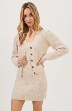 Tea Party Floral Embroidered Knit Mini Skirt -ASTR the Label Store ACS7221 BLUSHFLOWER 1 scaled