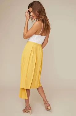 Elliot Pleated Midi Skirt -ASTR the Label Store ACS9013 MUSTARD 4 2 A scaled
