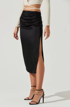 Perry Ruched Side Slit Midi Skirt -ASTR the Label Store ACS9086C BLACK 3 scaled