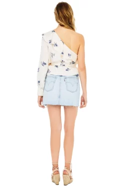 Syble Top -ASTR the Label Store ACT13048 CREAM SATIN FLORAL 03 scaled