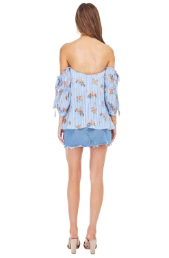 Jillian Floral Top -ASTR the Label Store ACT13372 BLUE PEACH FLORAL 03 84fc096a 0936 41ac 8d45 30f0387300bb scaled
