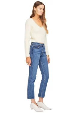 Krista Fuzzy Sweater 10 Krista Fuzzy Sweater -ASTR the Label Store ACT13897 CREAM 02 scaled
