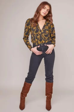 Chain Reaction Bodysuit -ASTR the Label Store ACT15557 BLACK GOLD CHAIN 2A scaled