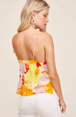 Vivienne Floral Top -ASTR the Label Store ACT16032 YELLOW ORANGE TROPICAL FLORAL 4 scaled
