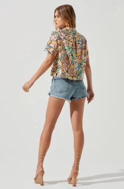 Tourist Tropical Print Short Sleeve Top -ASTR the Label Store ACT16041L TROPICALPAPAYA 1455 scaled