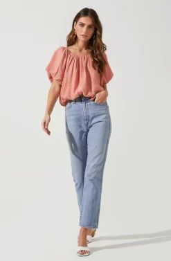 Yumi Bubble Sleeve Top -ASTR the Label Store ACT16677 CORAL 1 scaled
