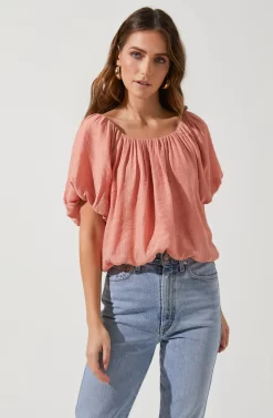 Yumi Bubble Sleeve Top -ASTR the Label Store ACT16677 CORAL 2 scaled