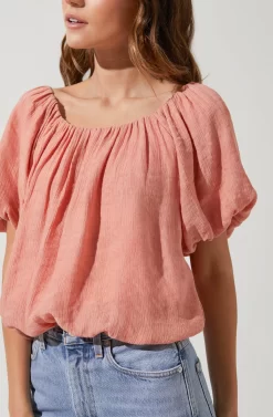 Yumi Bubble Sleeve Top -ASTR the Label Store ACT16677 CORAL 3 scaled