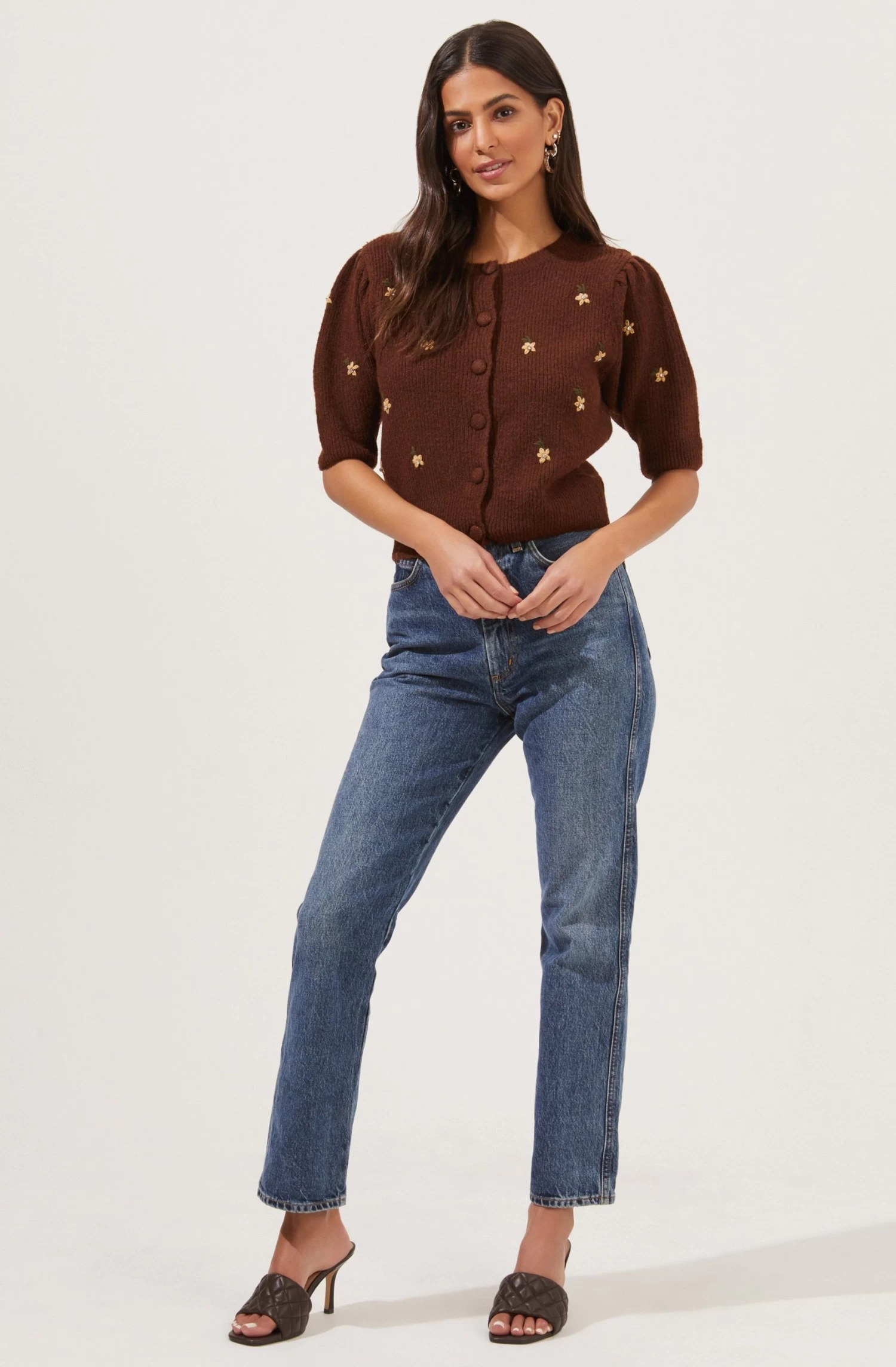 Valeria Flower Embroidered Short Sleeve Cardigan 4 Valeria Flower Embroidered Short Sleeve Cardigan - Image 4