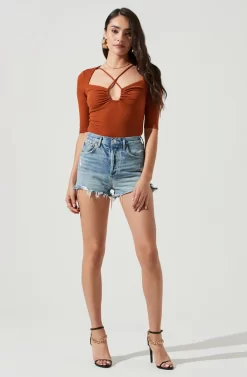 Mariona Cross Front Half Sleeve Bodysuit -ASTR the Label Store ACT17106 RUST 1 scaled