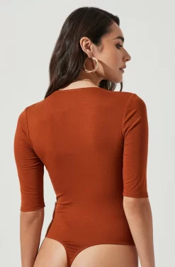 Mariona Cross Front Half Sleeve Bodysuit -ASTR the Label Store ACT17106 RUST 5 scaled