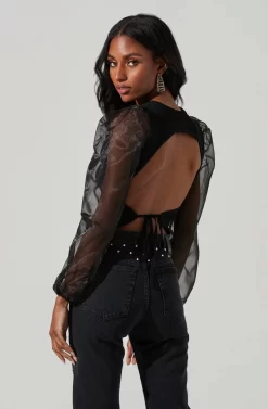 Audrina Chiffon Sleeve Sweater -ASTR the Label Store ACT17163L BLACK 4 scaled