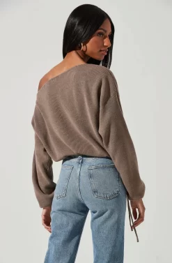Brooklyn Off Shoulder Sweater -ASTR the Label Store ACT17273 DARKTAUPE 0391 scaled