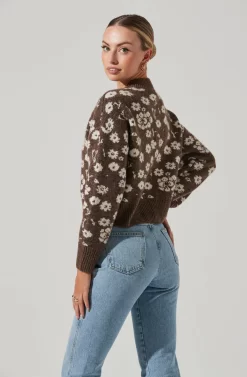 Saira Floral Sweater -ASTR the Label Store ACT17330 BROWNCREAMFLORAL 11501 scaled