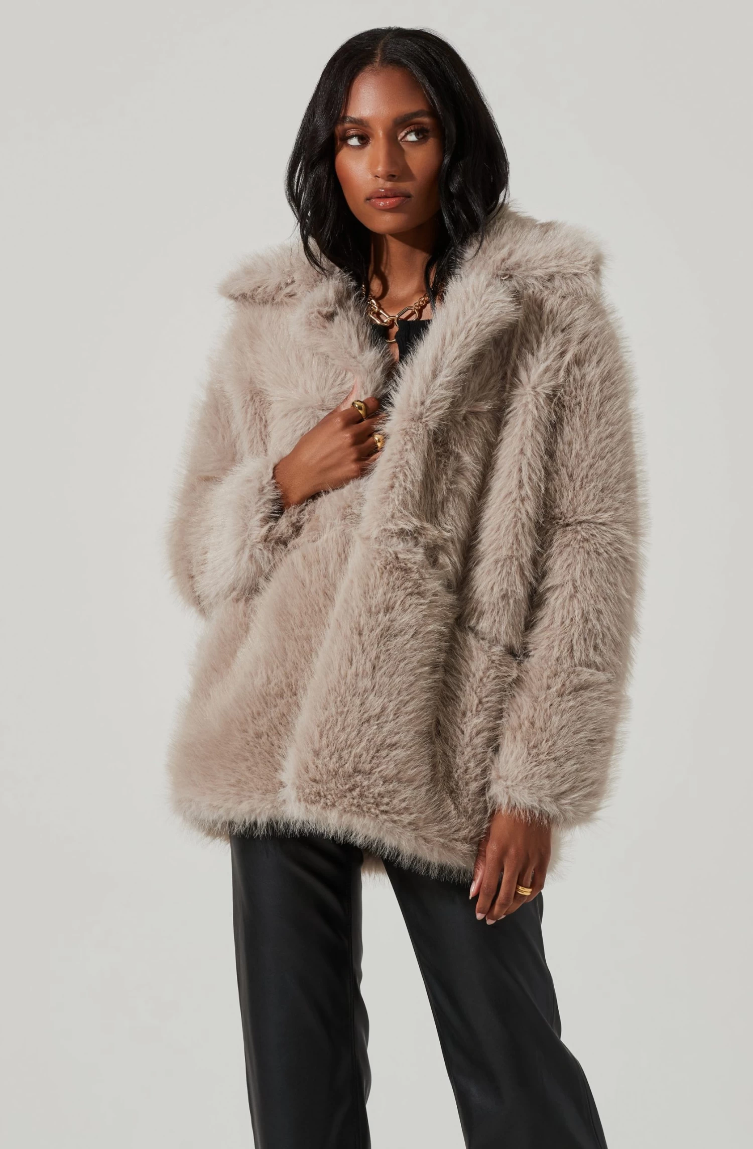 Hadley Faux Fur Coat 11 Hadley Faux Fur Coat - Image 11