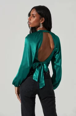 Idara Satin Open Back Top -ASTR the Label Store ACT17466 GREEN 5 scaled