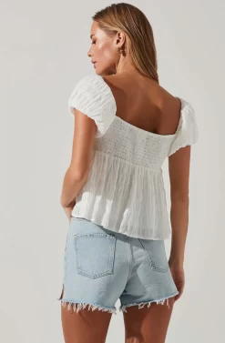 Nalda Crinkle Puff Sleeve Top -ASTR the Label Store ACT17606 WHITE 3 scaled