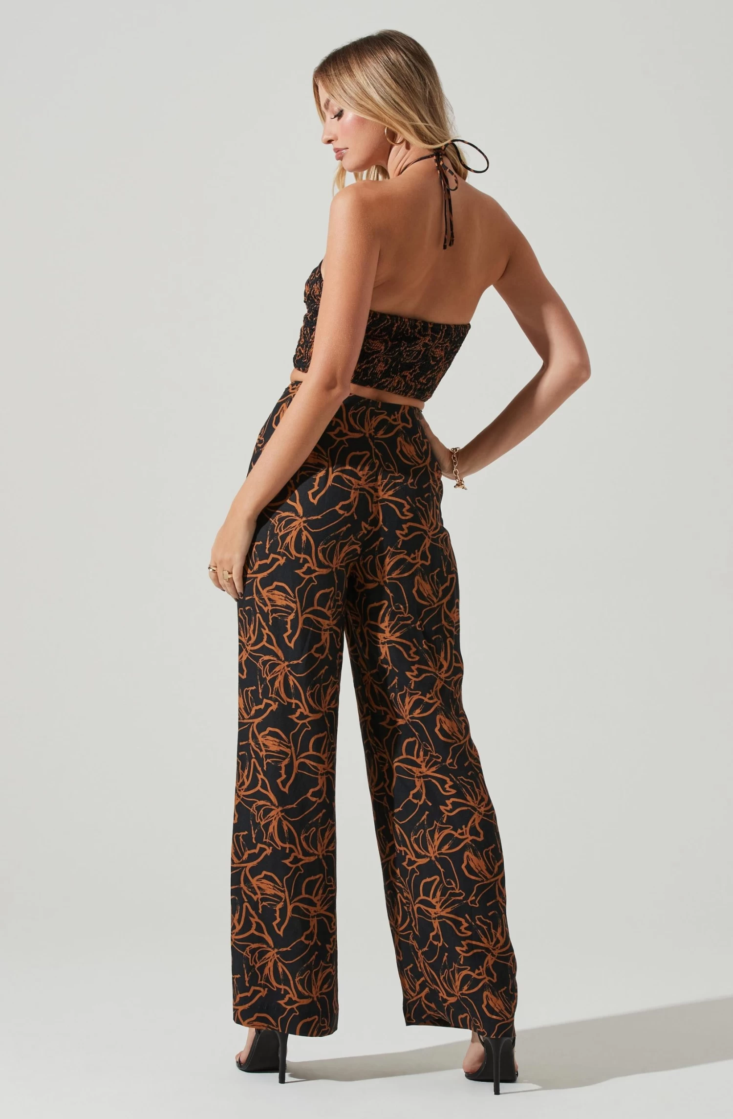 Allene Ruched Halter Top 5 Allene Ruched Halter Top - Image 5