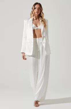 Kimia Satin Oversized Blazer -ASTR the Label Store ACT17722 WHITE 2 scaled