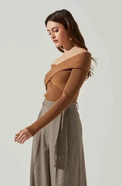 Zayla Off The Shoulder Sweater -ASTR the Label Store ACT17825 BROWN 4 scaled