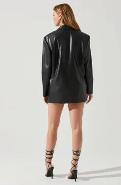 Ezra Faux Leather Oversized Blazer -ASTR the Label Store ACT17828 BLACK 5 scaled