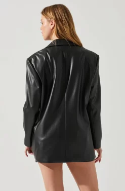 Ezra Faux Leather Oversized Blazer -ASTR the Label Store ACT17828 BLACK 6 scaled