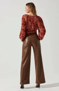Pernilla Pleated Floral Puff Sleeve Top -ASTR the Label Store ACT17858C RUSTFLORAL 6 scaled