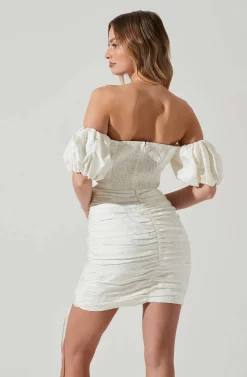 Off Shoulder Ruched Mini Dress -ASTR the Label Store ADR101351J WHITE 5 scaled