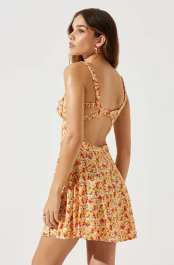 Sweetheart Neck Open Back Mini Dress -ASTR the Label Store ADR101821 YELLOWREDDITSY 6 scaled