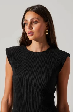 Plisse Straight Neck Midi Dress 15 Plisse Straight Neck Midi Dress -ASTR the Label Store ADR101830 BLACK 4 scaled