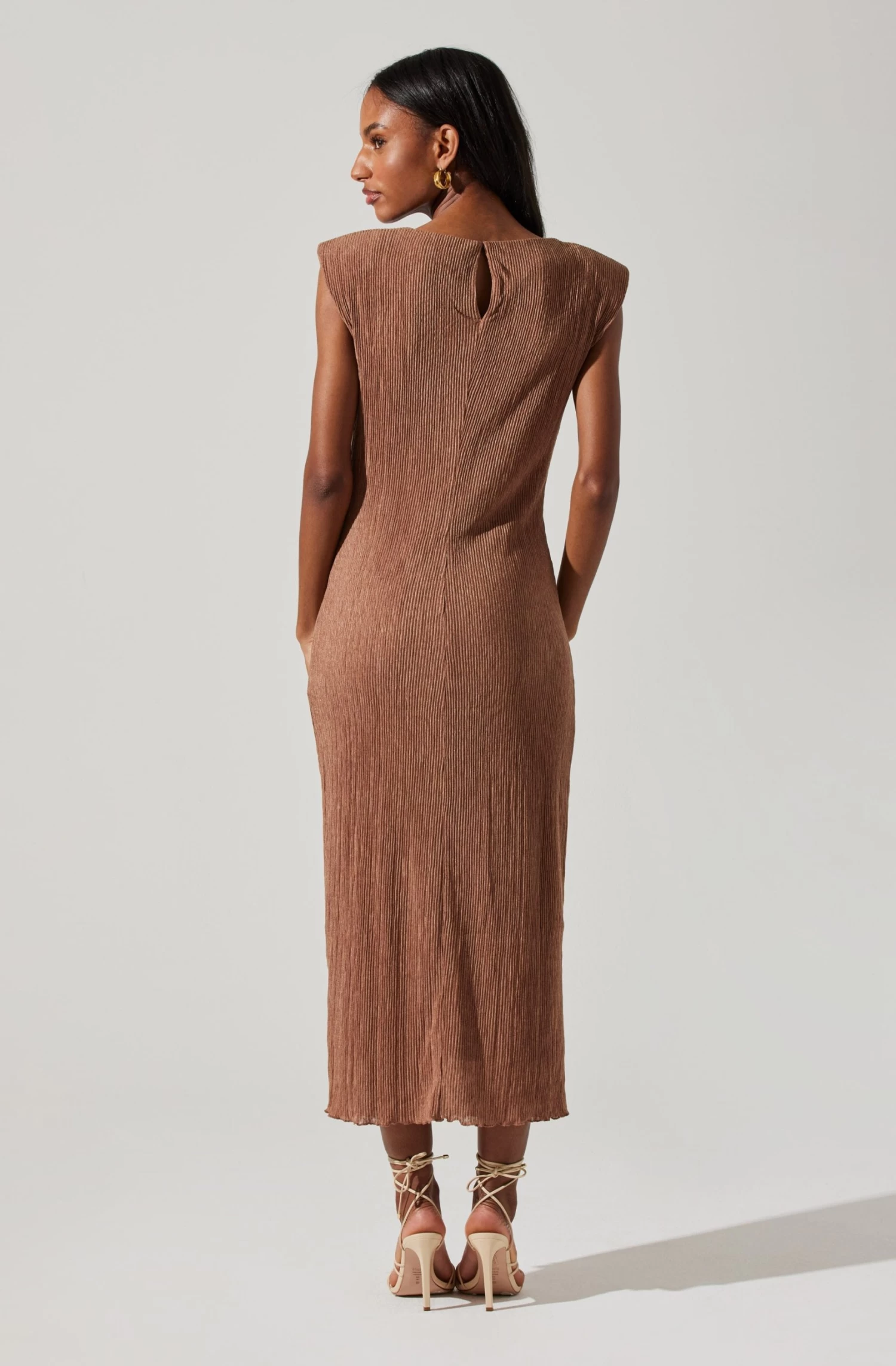 Plisse Straight Neck Midi Dress 12 Plisse Straight Neck Midi Dress - Image 12