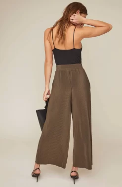 Pleated Wide Leg Pant -ASTR the Label Store AP7071 OLIVE 6A scaled