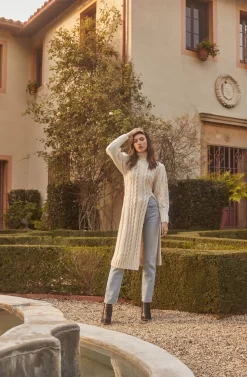 Evangelina Cable Knit Turtleneck Hi Slit Sweater -ASTR the Label Store ASTR FALL22 PT2 0944 scaled