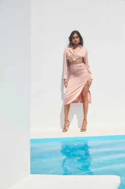 Perry Ruched Side Slit Midi Skirt -ASTR the Label Store ASTR SPR22 PT1 34262 scaled