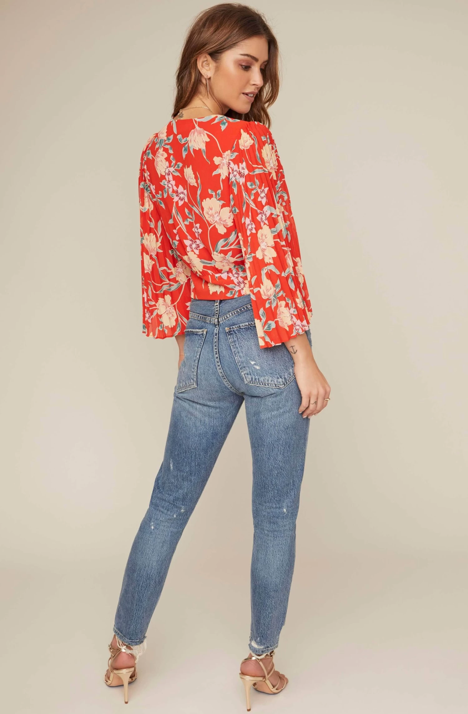 Pleated Sleeve Floral Wrap Top 8 Pleated Sleeve Floral Wrap Top - Image 8