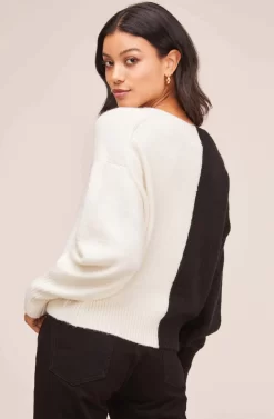 Tandem Color Block Sweater -ASTR the Label Store AT15602 BLACK IVORY 5 scaled