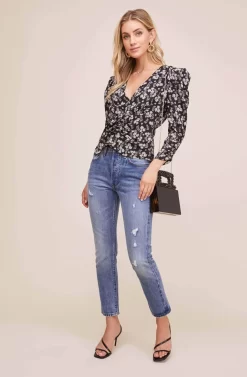 Shirred Floral Top -ASTR the Label Store AT15606B BLACK DITSY FLORAL 2 scaled