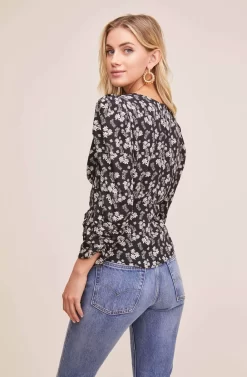Shirred Floral Top -ASTR the Label Store AT15606B BLACK DITSY FLORAL 5 scaled