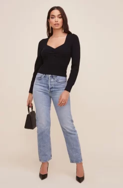 Long Sleeve Sweetheart Neck Cropped Sweater -ASTR the Label Store AT15644 003 BLACK 1 scaled